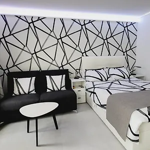 https://the-studio.bruges-hotels.info